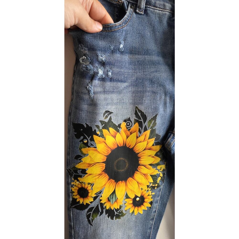 High Rise Skinny Blue Jeans Sunflower Themed. Sexy Romantic Cottagecore 12 - Picture 5 of 12